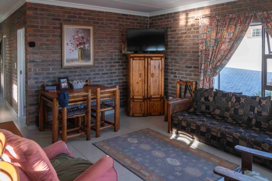 5 Bedroom Property for Sale in Dana Bay Western Cape